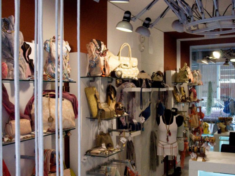 proyectos de interiorismo comercial 01